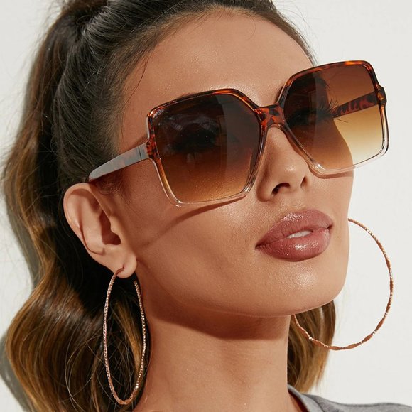 jaycieonposh Accessories - Leopard Frame Square Sunglasses